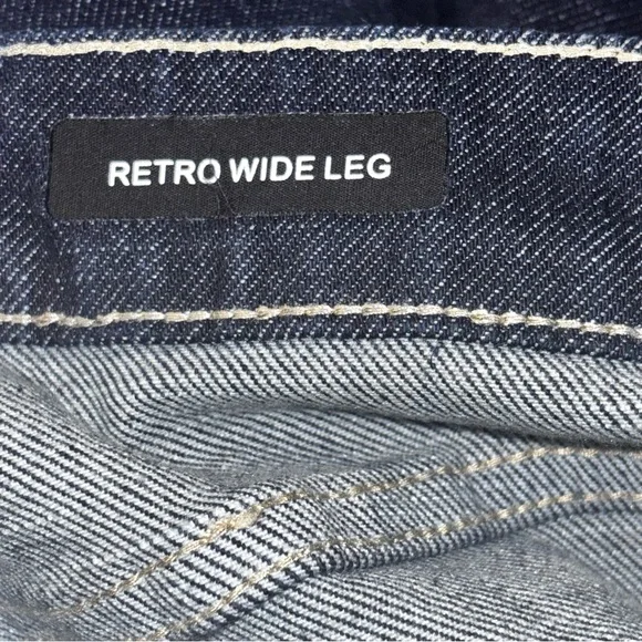 Judy Blue Los Angeles Retro Wide Leg Jeans - Picture 7 of 13